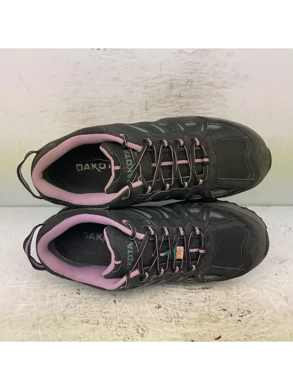 Dakota used shoes